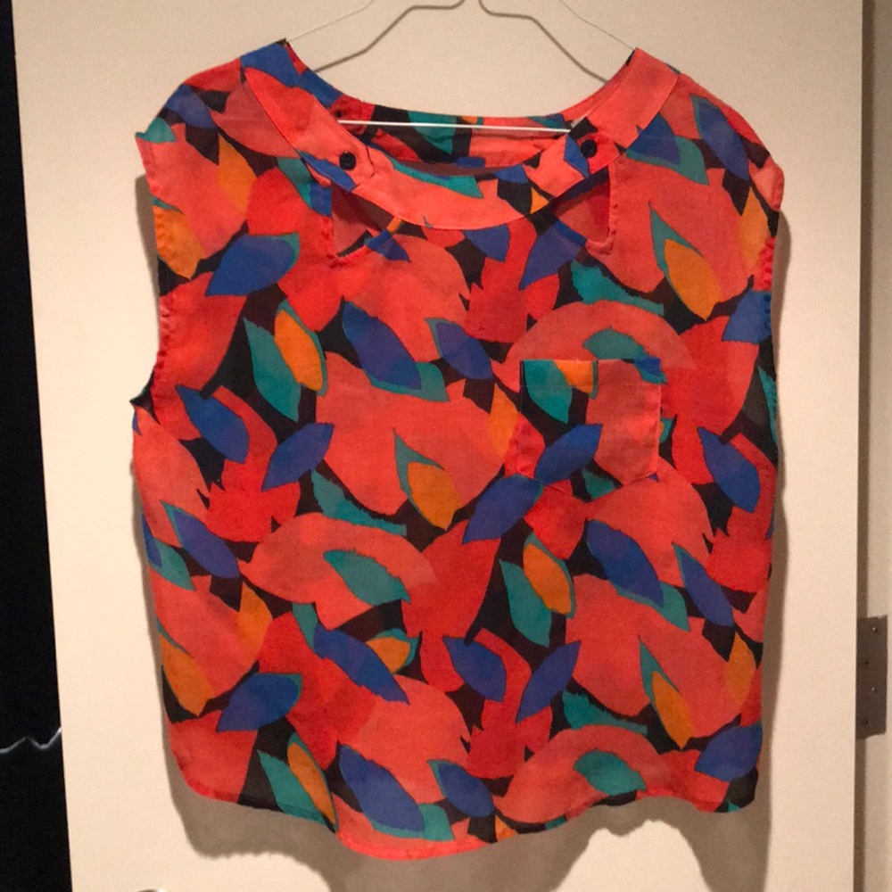 Colorful top